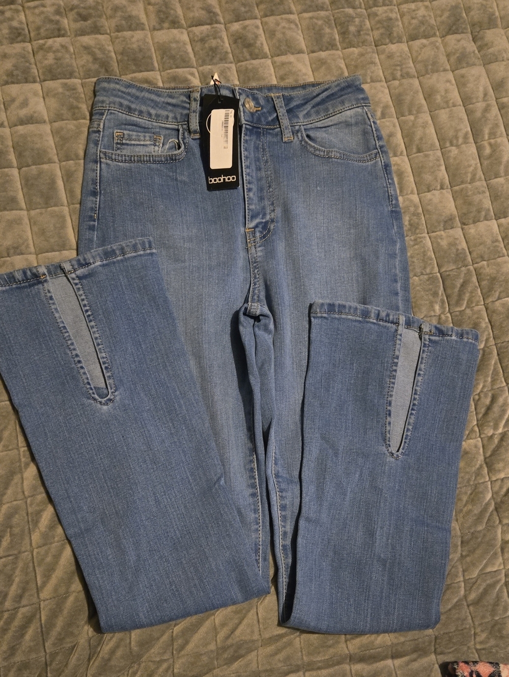 Boohoo Mid Wash High-Rise Petite Back Split Hem Stretch Flare Jeans